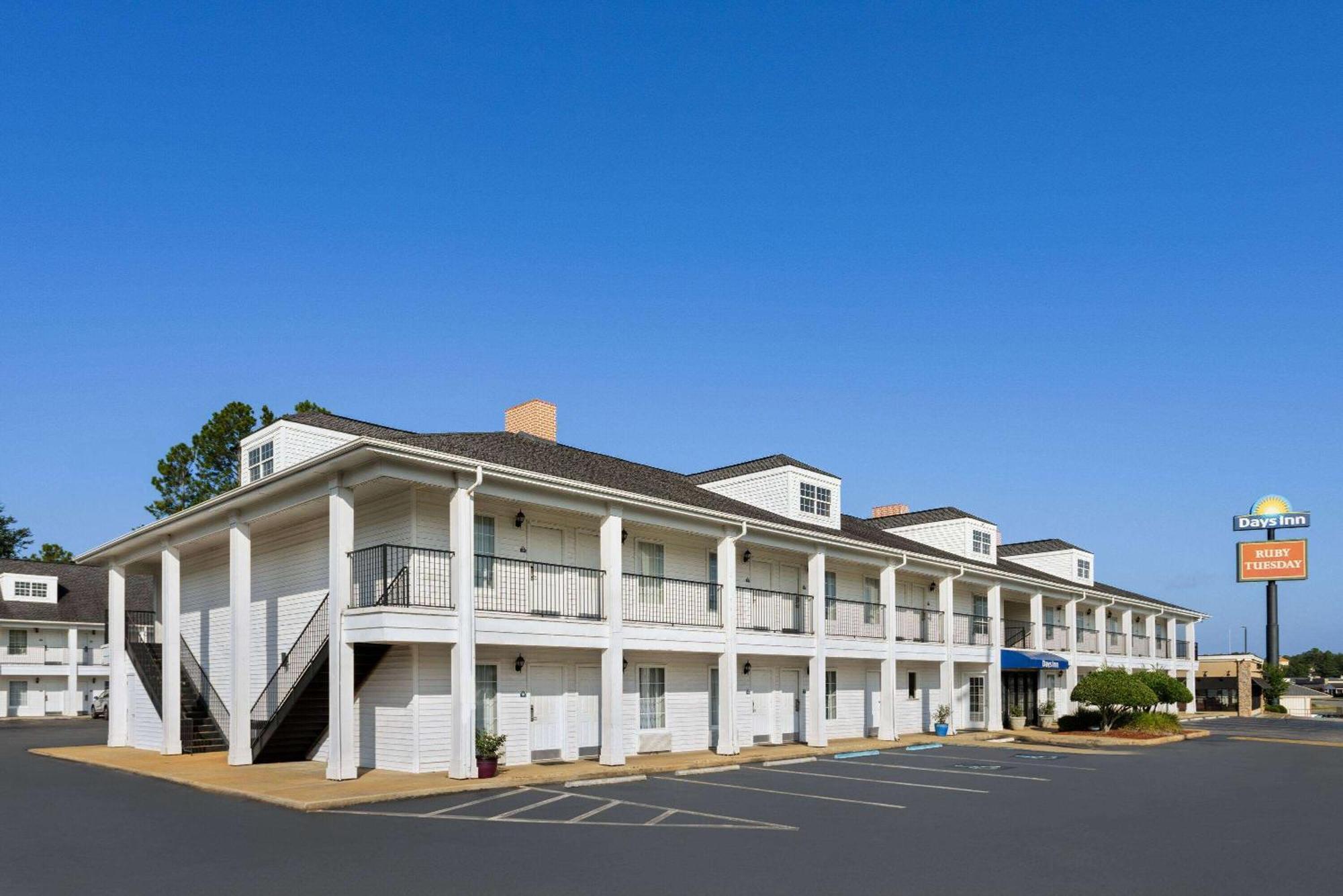 Days Inn By Wyndham Americus Buitenkant foto